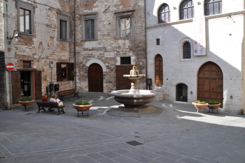 fontana e palazzo del bargello