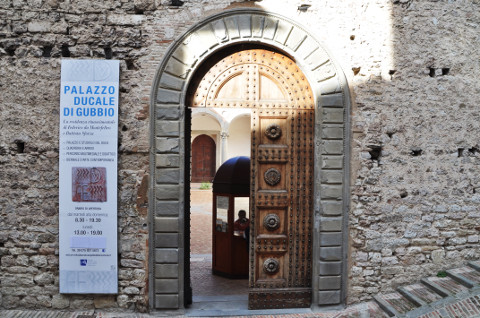 ingresso palazzo ducale