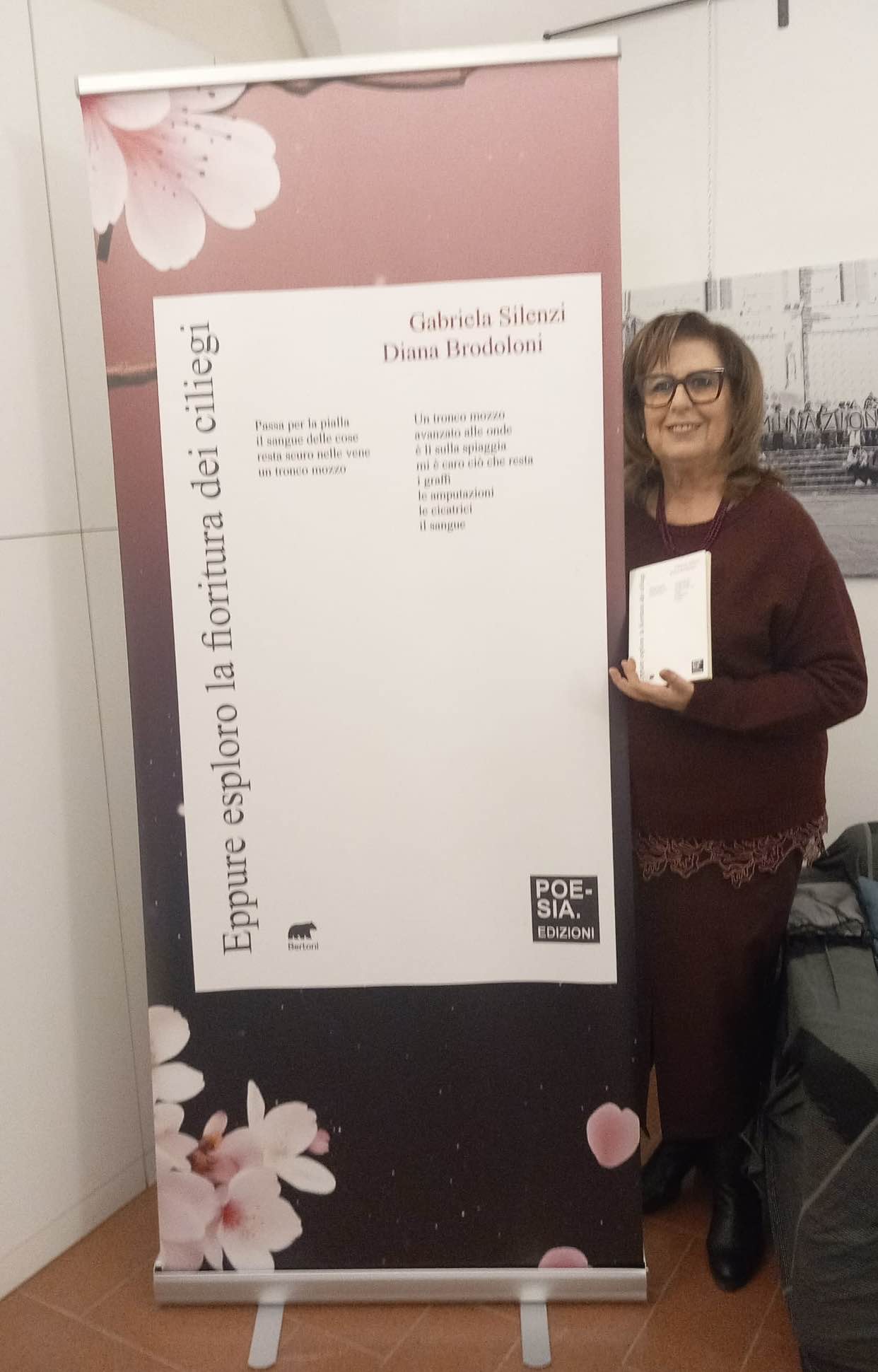 Eppure esploro la fioritura dei Ciliegi